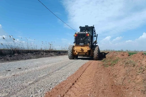 Efeler Belediyesi yollarda iyileştirme çalışmalarına devam ediyor
