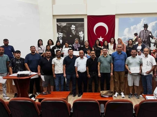 Efeler&rsquo;de kursiyerler sertifikalarını aldı
