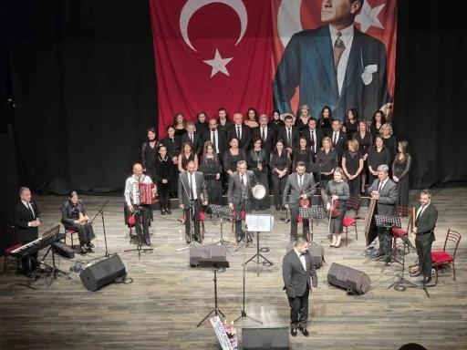 Efeler’de Müzik ve Sanat Akademisi’nden unutulmaz konser
