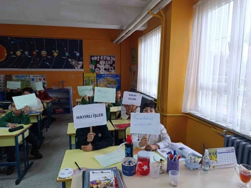 Efeler&rsquo;de okullarda sevgi ve saygı dili g&uuml;&ccedil;lendi
