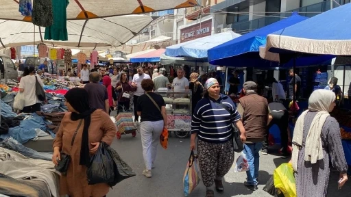 Efeler&rsquo;de sınav sessizliği i&ccedil;in pazar d&uuml;zenlemesi yapıldı
