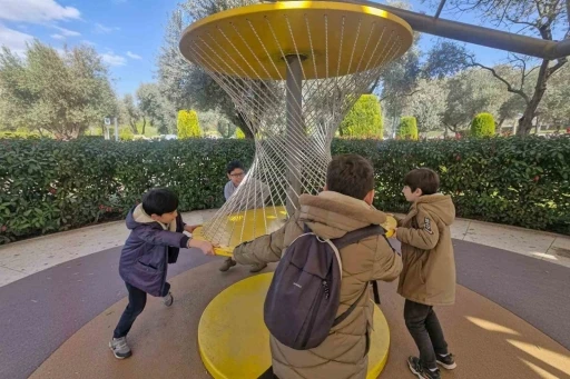Efeler&rsquo;in bilim parkı miniklere yol g&ouml;steriyor
