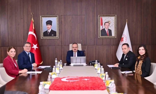 Efeler ve Didim H&uuml;k&uuml;met Konağı projeleri değerlendirildi
