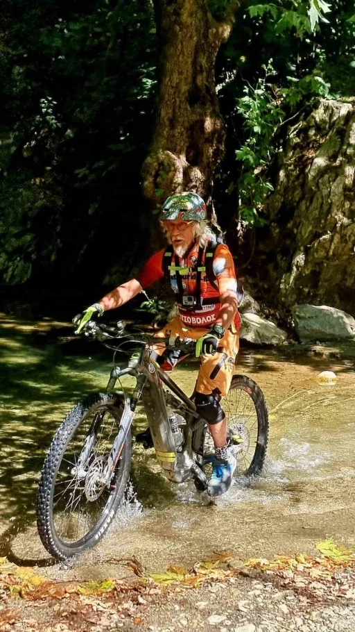 Ege&rsquo;nin iki yakası dostluk i&ccedil;in pedal &ccedil;evirdi
