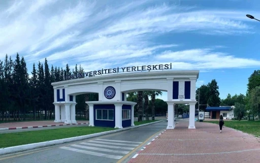 Ege &Uuml;niversitesi 8 alanda d&uuml;nyanın en iyileri arasında yer aldı
