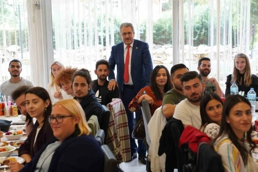 Ege Üniversitesi uluslararası öğrencilerin buluşma üssü
