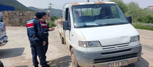 Eğirdir&rsquo;de bayram &ouml;ncesi hayvan sevklerine sıkı denetim
