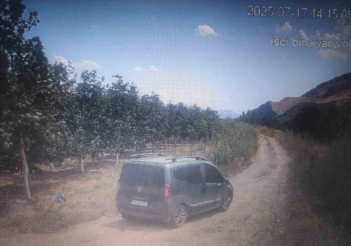 Eğirdir’de sahte plakalı araçla 3 evi soyan 4 şüpheliden 3’ü yakalandı
