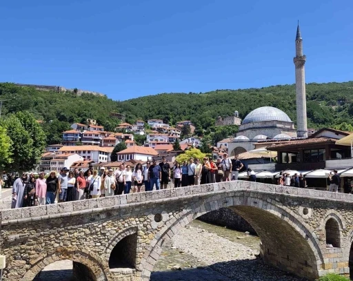 Eğitim-Bir-Sen Adana Şubesi&rsquo;nin 2. Balkan turu tamamlandı
