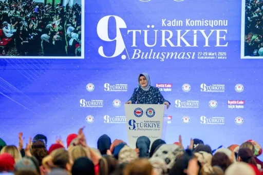 Eğitim-Bir-Sen&rsquo;li 1000 sendikacı kadın lider, T&uuml;rkiye buluşmasında bir araya geldi
