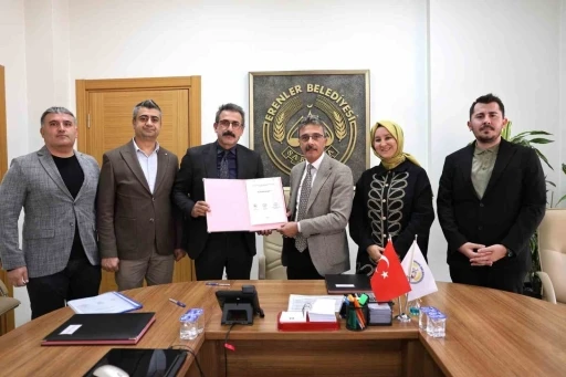 Eğitime değer veren proje: Erenler’de ‘Kantin Kart’ desteği devam ediyor
