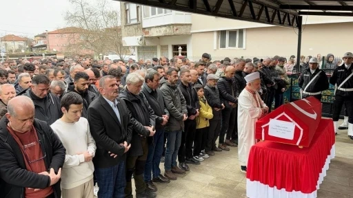 Eğlence mekanına ger&ccedil;ekleştirilen saldırıda &ouml;len polis memuru son yolculuğuna uğurlandı
