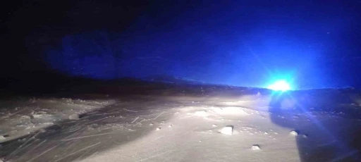 Eğribel T&uuml;neli girişinde &ccedil;ığ d&uuml;şt&uuml;: Yol ulaşıma kapandı
