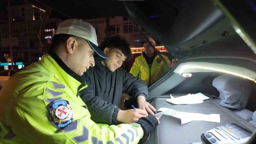 Egzoz sistemi mevzuata aykırı ara&ccedil; 30 g&uuml;n trafikten men edildi
