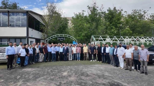 Eken, G&uuml;r&uuml;n&rsquo;de STSO &uuml;yeleriyle buluştu
