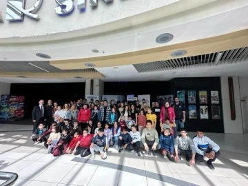 Ekip: Siberay Güneş Fırtınası sinema filmi öğrencilerle buluştu
