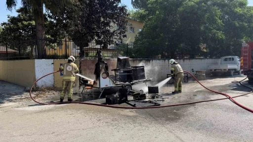 Ekmek teknesi k&uuml;le d&ouml;nd&uuml;
