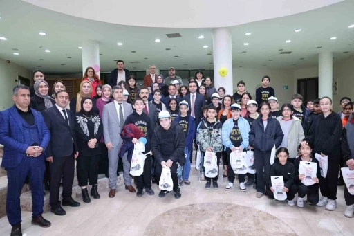 Elazığ&rsquo;da 5 g&uuml;nl&uuml;k k&uuml;t&uuml;phane haftası başladı
