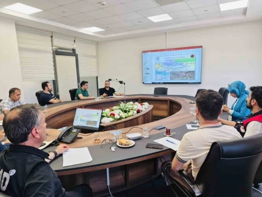 Elazığ&rsquo;da afetlere karşı alternatif ulaşım g&uuml;zergahları ele alındı
