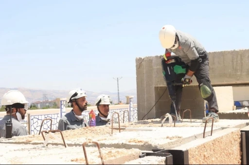 Elazığ’da arama kurtarma eğitimleri sürüyor
