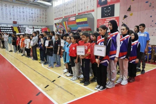 Elazığ’da Dağcılık Spor Tırmanışı Türkiye Şampiyonası başladı
