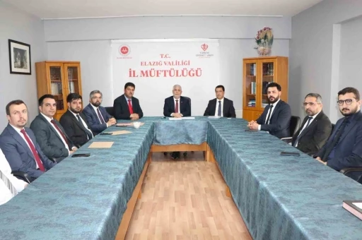 Elazığ&rsquo;da din hizmetleri değerlendirildi
