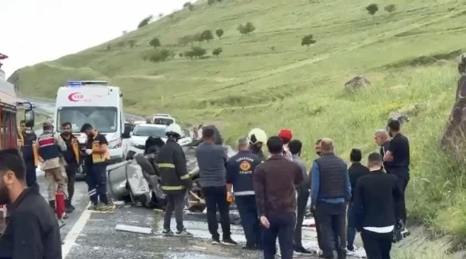 Elazığ&rsquo;da feci kaza: 1 &ouml;l&uuml;, 3 yaralı
