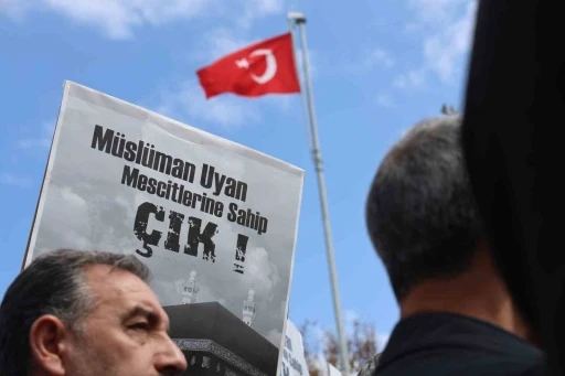Elazığ’da, Filistin’de hayatını kaybedenler için gıyabi cenaze namazı
