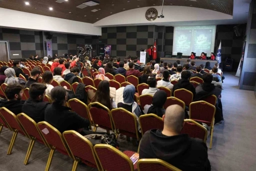 Elazığ&rsquo;da gen&ccedil;ler "Proje Yazma" eğitiminde buluştu
