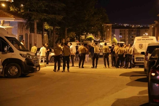 Elazığ’da iki aile arasında bıçaklı kavga : 3 yaralı
