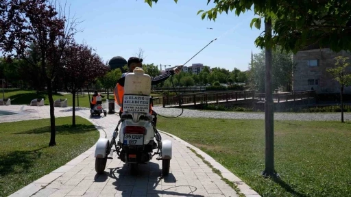 Elazığ&rsquo;da ila&ccedil;lama &ccedil;alışmaları s&uuml;r&uuml;yor
