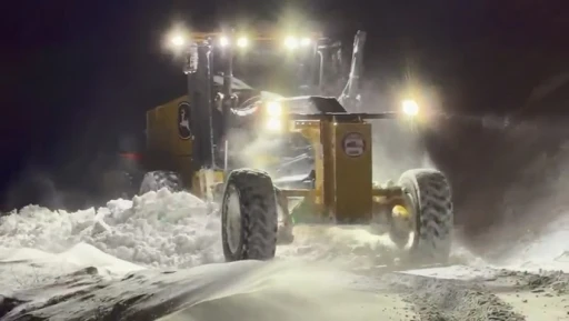 Elazığ&rsquo;da kapalı 108 k&ouml;y yolunda &ccedil;alışmalar s&uuml;r&uuml;yor
