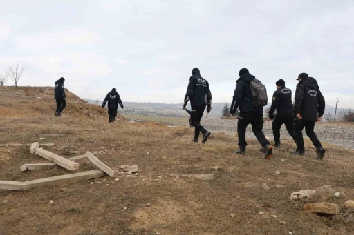 Elazığ&rsquo;da kayıp adama ait yeni izler bulundu
