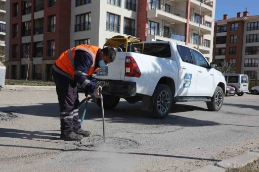 Elazığ&rsquo;da larva &uuml;retiminin engellenmesi i&ccedil;in &ccedil;alışmalar s&uuml;r&uuml;yor
