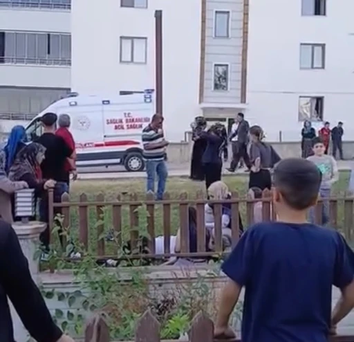 Elazığ&rsquo;da motosiklet direğe &ccedil;arptı: 1 yaralı
