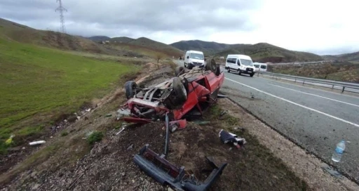 Elazığ’da otomobil takla attı: 3 yaralı
