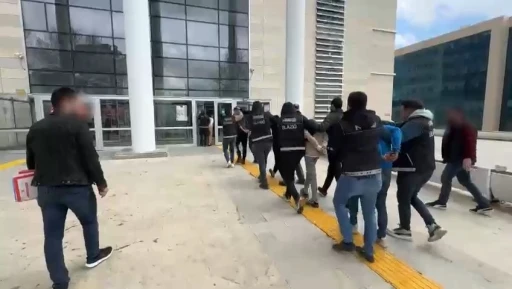 Elazığ’da polis suçlulara göz açtırmıyor: 6 gözaltı
