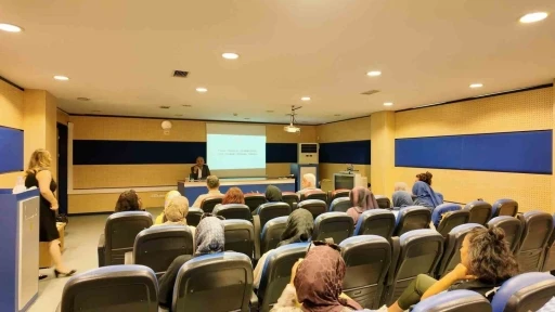 Elazığ&rsquo;da "Her Gebeye Bir Ebe" uygulaması s&uuml;r&uuml;yor
