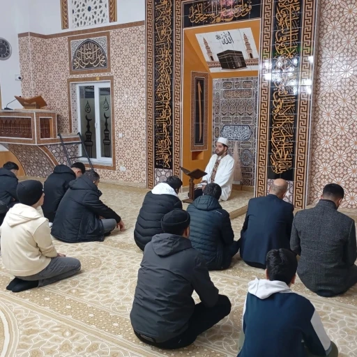 Elazığ&rsquo;da  sabah namazı gen&ccedil;lik buluşmaları s&uuml;r&uuml;yor
