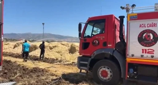 Elazığ&rsquo;da saman yangını b&uuml;y&uuml;meden s&ouml;nd&uuml;r&uuml;ld&uuml;
