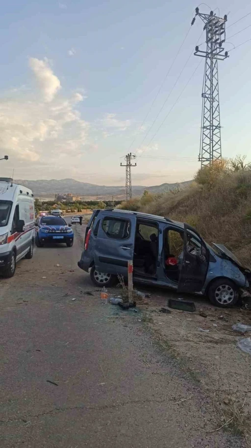 Elazığ&rsquo;da trafik kazası: 4 yaralı
