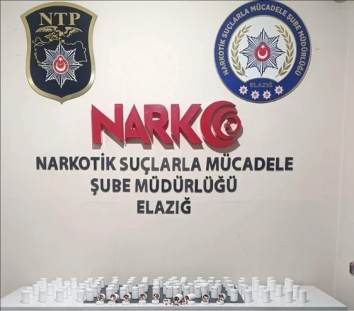 Elazığ&rsquo;da uyuşturucu operasyonu: 2 ş&uuml;pheli yakalandı
