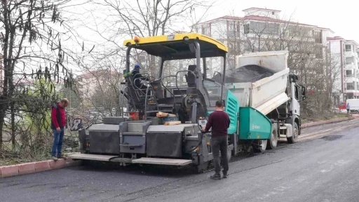Elazığ’da yol yapım çalışmaları sürüyor
