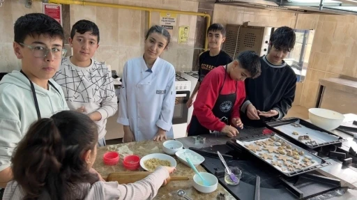 Elazığ&rsquo;da zanaat at&ouml;lyeleriyle geleceğe ilk adım

