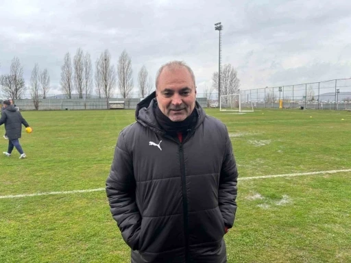 Elazığspor Teknik Direkt&ouml;r&uuml; S&ouml;zeri: "Savaşan bir oyuncu grubu kurduk"
