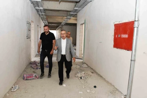 Emek Anadolu Lisesi yükseliyor
