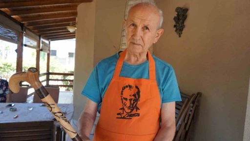 Emekli eğitimci, unutulmaya y&uuml;z tutan bastonculuk zanaatını yaşatıyor
