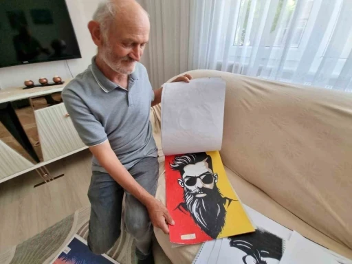 Emekli oldu içinden yetenek çıktı

