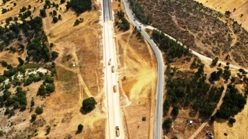 Emet-Tavşanlı yolunun kalan 8 kilometrelik kısmı tamamlanarak hizmete a&ccedil;ıldı
