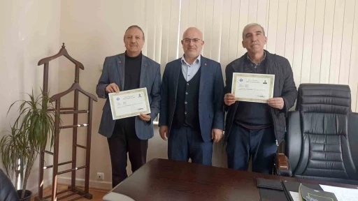 Emet&rsquo;te imamlara &Uuml;st&uuml;n Başarı Belgesi
